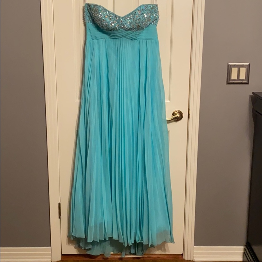 Night Moves Turqoise Evening Gown